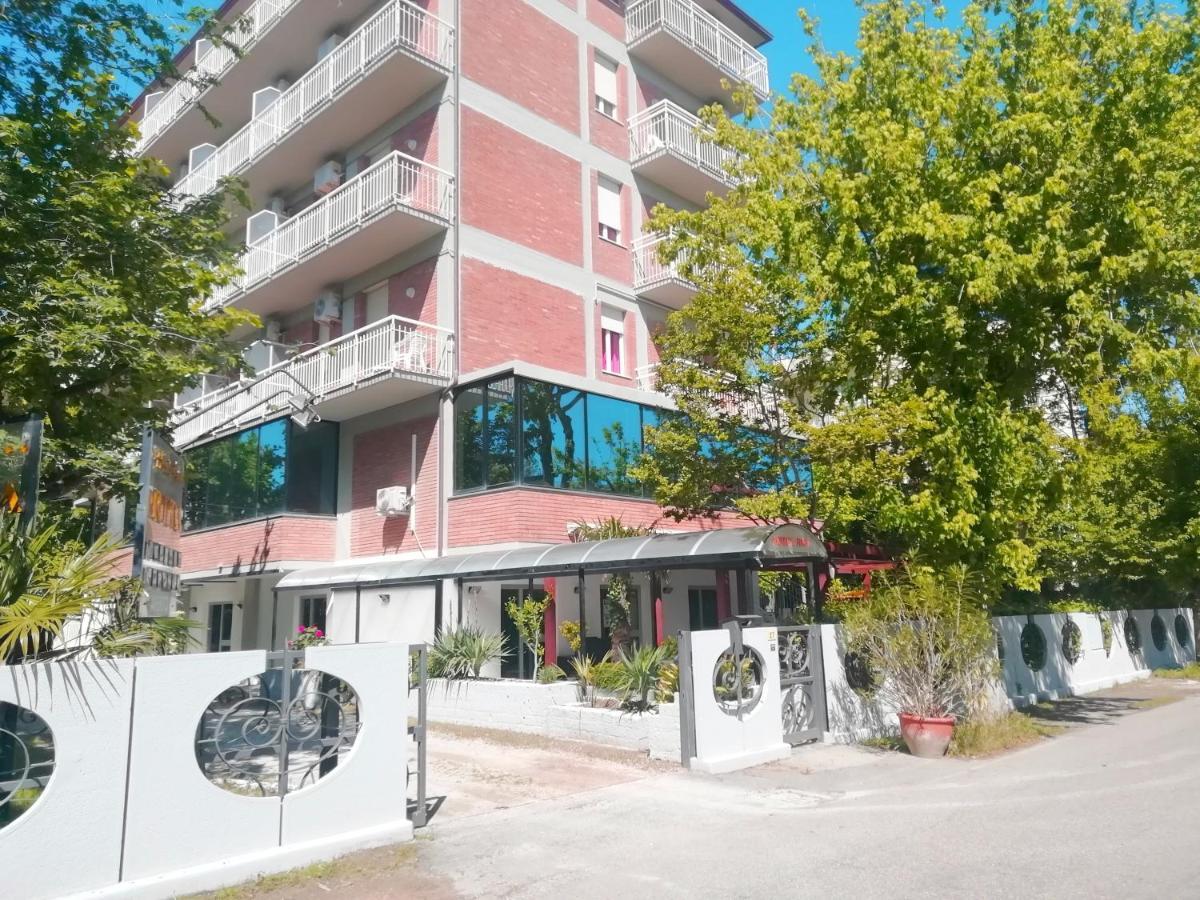 Hotel Rita Cervia Esterno foto